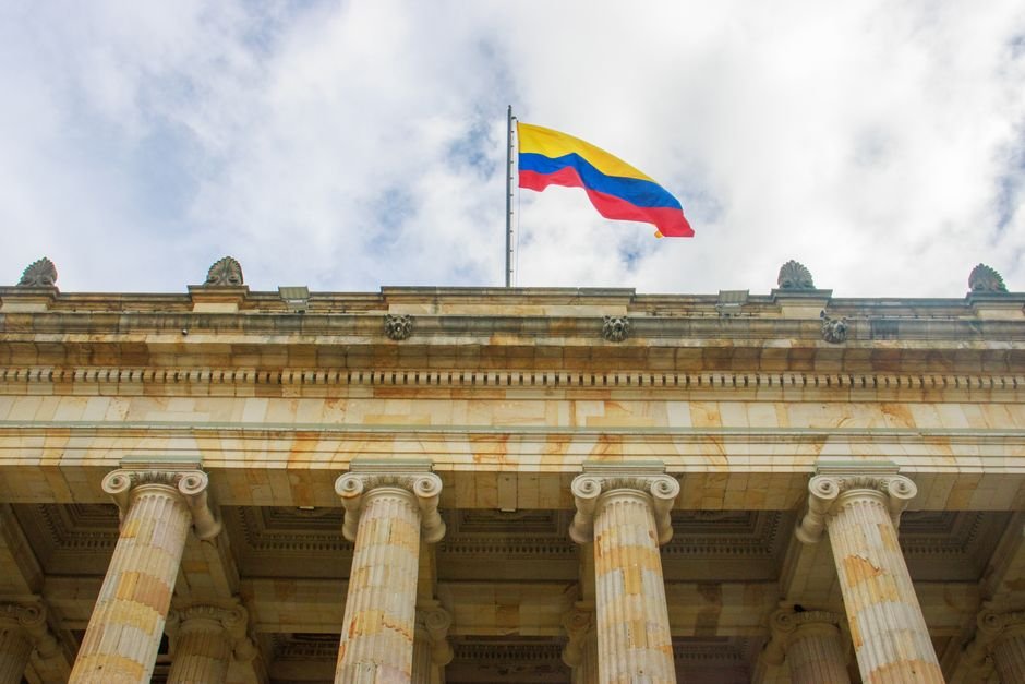 Caos presupuestario en Colombia: una lección para no repetir en Misiones
