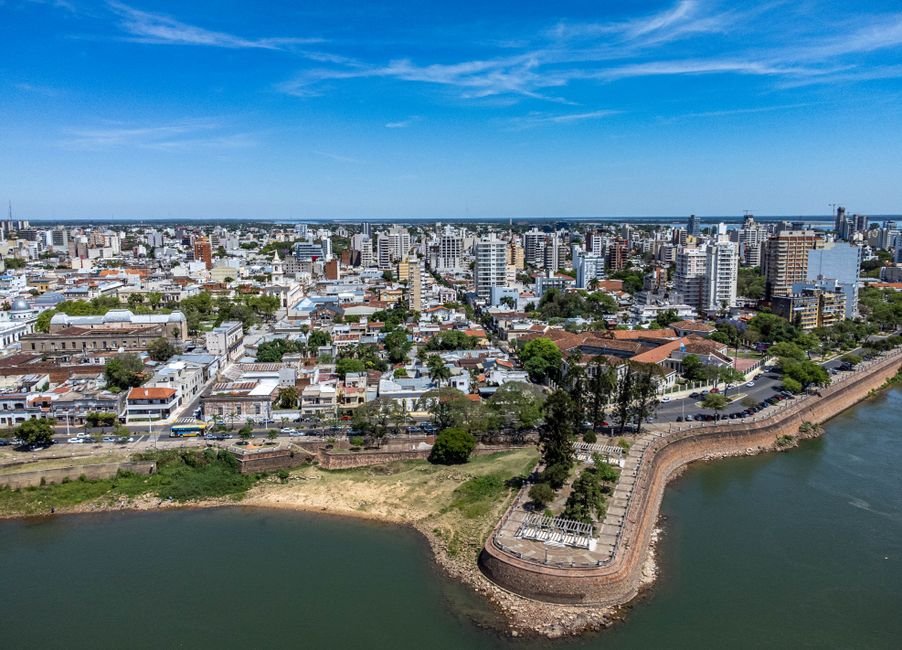 Dólar, precios y recesión: el plan de Milei que sigue ahorcando el bolsillo misionero